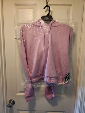 Women's Lilac Hooded Crewneck Sweater - Scoop Neck Style